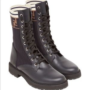 Fendi boots, worn once, sold out everywhere! Proof of purchase/ Authentication